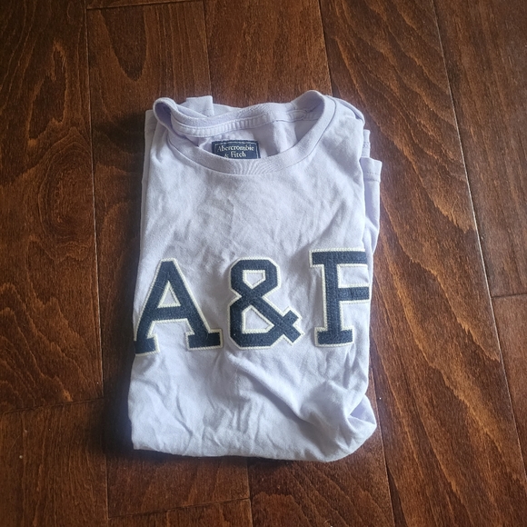 Men's Abercrombie & Fitch T-shirt. Size small. - Picture 5 of 5